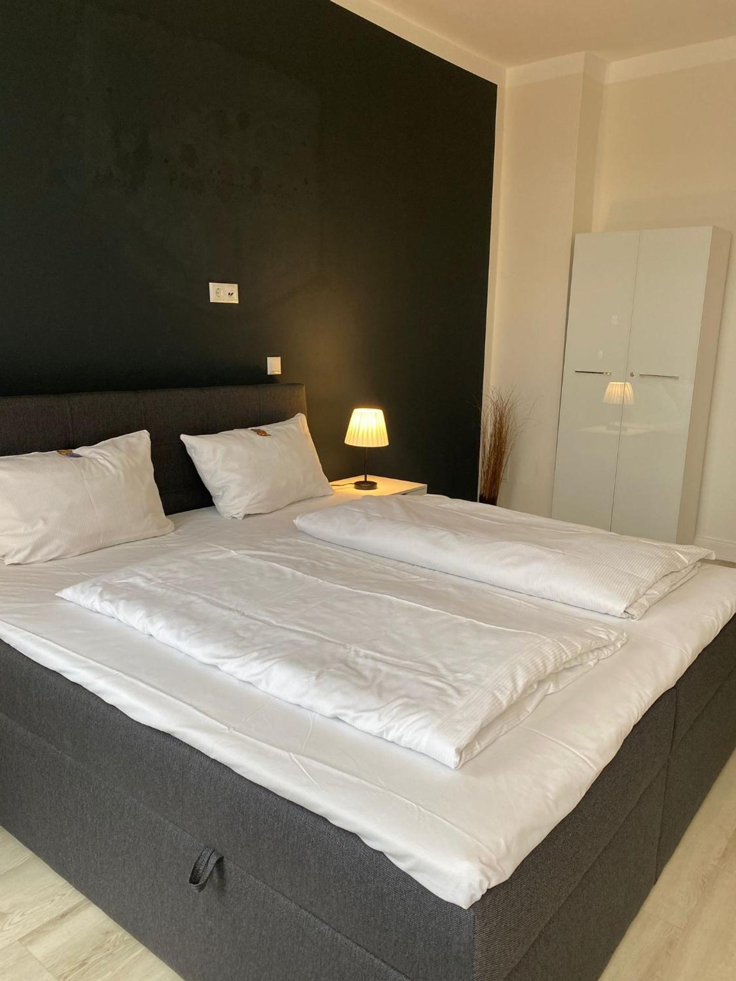 Hotel Adler & Eventlocation Gmbh Itzehoe Luaran gambar